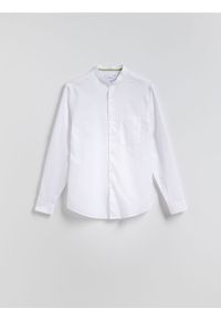 Reserved - Koszula slim fit ze stójką - biały. Typ kołnierza: kołnierzyk stójkowy. Kolor: biały. Materiał: bawełna, tkanina