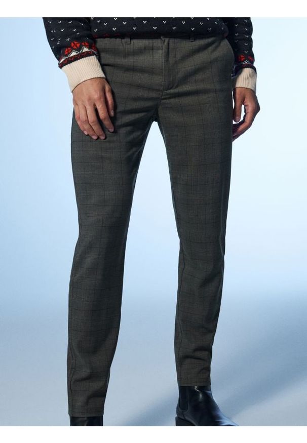 Sinsay - Spodnie chino slim w kratę - szary. Kolor: szary