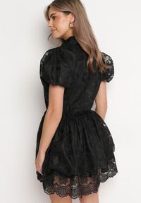 Born2be - Czarna Koronkowa Sukienka Mini w Kwiaty z Bufiastymi Rękawami Cervi. Kolor: czarny. Materiał: koronka. Wzór: kwiaty. Długość: mini #7