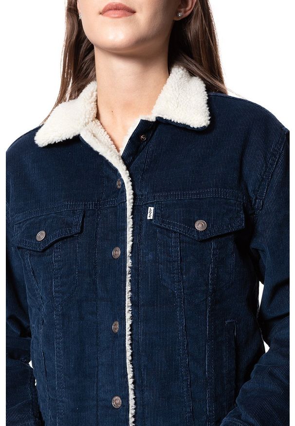 Levi's® - DAMSKA KURTKA ZIMOWA LEVI'S Ex- Boyfriend Trucker 361370028. Materiał: sztruks. Sezon: zima