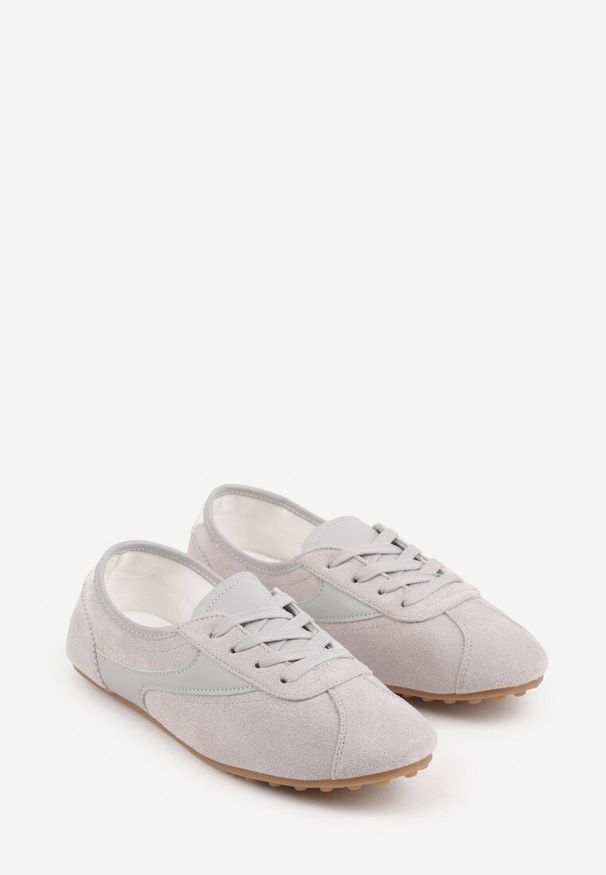 Renee - Szare Sneakersy Kultowe Tenisówki Y2K z Imitacji Zamszu Nerialle. Kolor: szary. Materiał: zamsz. Wzór: koronka. Sezon: lato