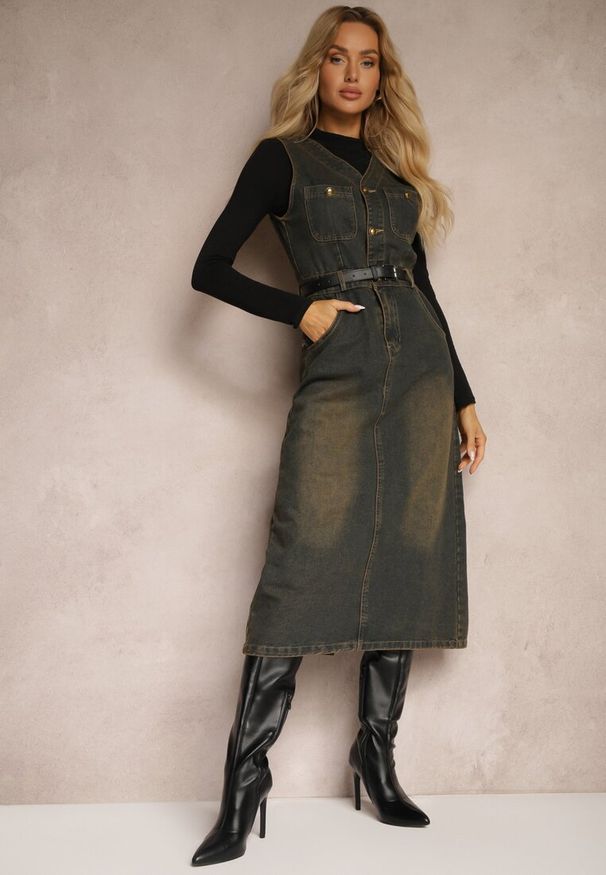 Renee - Granatowa Jeansowa Sukienka z Paskiem z Ekoskóry i Rozcięciem Zapinana na Suwak Samicella. Kolor: niebieski. Materiał: jeans