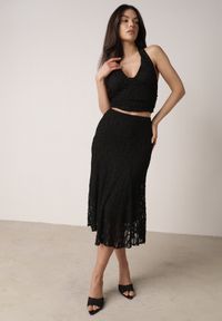 Born2be - Czarny Koronkowy Komplet Top Wiązany na Szyi i Spódnica Corinatea. Kolor: czarny. Materiał: koronka #1