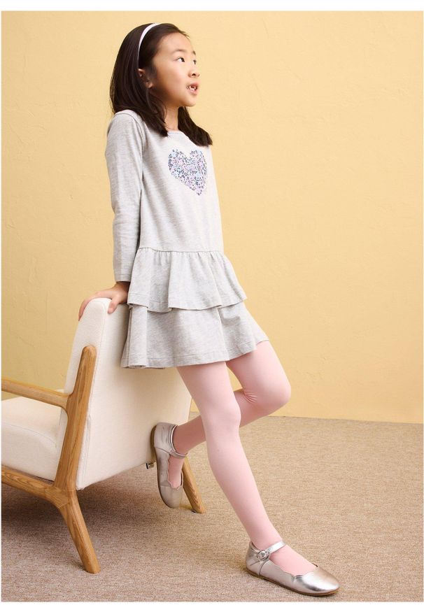 bonprix - Sukienka z dżerseju z czystej bawełny organicznej (2 sztuki). Typ kołnierza: kołnierz z falbankami. Kolor: szary. Materiał: jersey, bawełna. Długość rękawa: długi rękaw. Wzór: nadruk