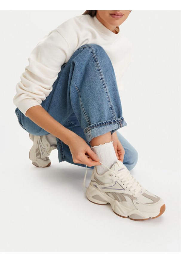 Reebok Sneakersy CEO-CHARGE AR30246WCCI Écru. Materiał: materiał