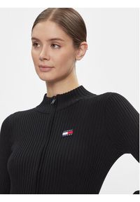 Tommy Jeans Sukienka dzianinowa Tjw Badge Zip Sweater Dress DW0DW17525 Czarny Slim Fit. Kolor: czarny. Materiał: syntetyk