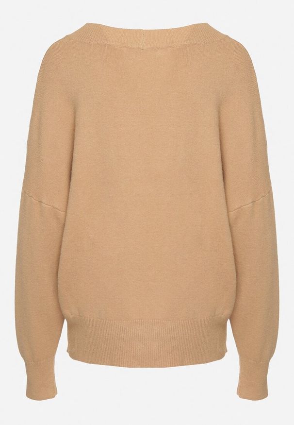 Born2be - Ciemnobeżowy Sweter z Dekoltem w V z Domieszką Kaszmiru Mariara. Okazja: na co dzień. Typ kołnierza: dekolt w kształcie V. Kolor: beżowy. Materiał: kaszmir. Wzór: bez wzorów. Styl: casual