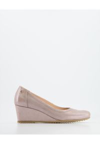 Venezia - CZÓŁENKA NA KOTURNIE 5988 BEIGE-ORO. Materiał: skóra, syntetyk, nubuk. Obcas: na koturnie #1