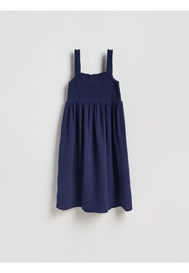 Reserved - Muślinowa sukienka midi - granatowy. Kolor: niebieski. Materiał: bawełna. Długość: midi