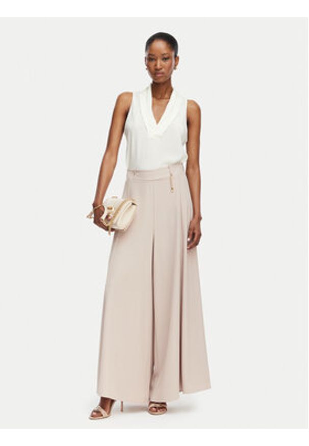 Rinascimento Spodnie palazzo CFC0020285002 Beżowy Wide Leg. Kolor: beżowy. Materiał: syntetyk