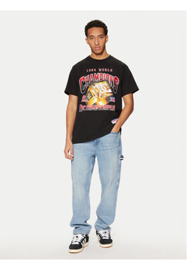 DC T-Shirt Champion Ring ADYZT05430 Czarny Standard Fit. Kolor: czarny. Materiał: bawełna