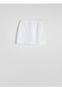 Reserved - Spódnica mini z lnem - biały. Kolor: biały. Materiał: len