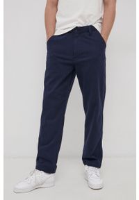 Levi's® - Levi's Spodnie męskie kolor granatowy w fasonie chinos. Okazja: na spotkanie biznesowe. Kolor: niebieski. Materiał: włókno, tkanina. Styl: biznesowy