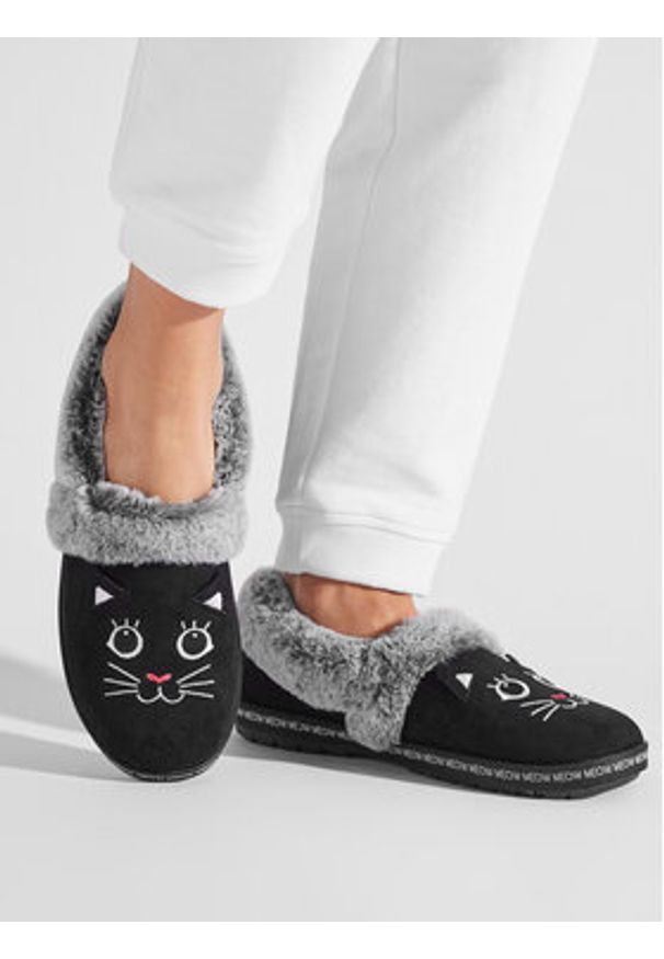 skechers - Skechers Kapcie Meow Pajamas 33355/BLK Czarny. Kolor: czarny. Materiał: materiał