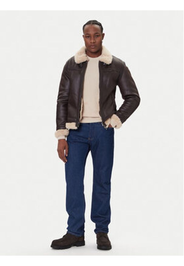 Guess Kożuch M5BL28 W2310 Brązowy Regular Fit. Kolor: brązowy. Materiał: syntetyk