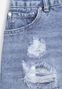 Renee - Niebieskie Jeansowe Szorty z Bawełny Poszarpane z Wystającymi Kieszeniami Lendia. Okazja: na co dzień. Kolor: niebieski. Materiał: bawełna, jeans. Długość: krótkie. Sezon: lato. Styl: klasyczny, casual #8