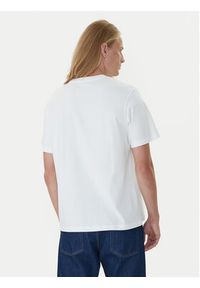 Calvin Klein T-Shirt LV04RD822G Biały Regular Fit. Kolor: biały. Materiał: bawełna