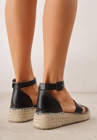 Born2be - Czarne Sandały VICES na Grubej Plecionej Podeszwie Meztora. Okazja: na co dzień. Zapięcie: sprzączka. Kolor: czarny. Wzór: ażurowy. Sezon: lato. Styl: casual, klasyczny, elegancki #8