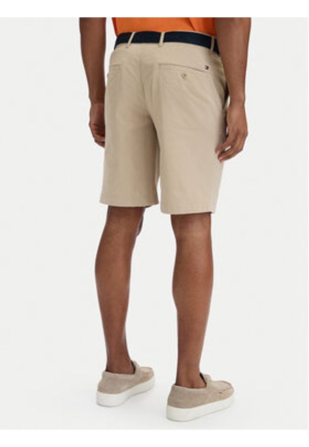 TOMMY HILFIGER - Tommy Hilfiger Komplet szorty i pasek Denton MW0MW42349 Beżowy jasny Slim Fit. Kolor: beżowy. Materiał: bawełna