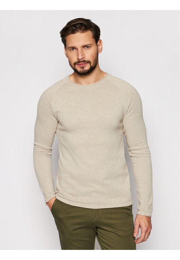 Jack & Jones - Jack&Jones Sweter Hill 12157321 Beżowy Regular Fit. Kolor: beżowy. Materiał: bawełna