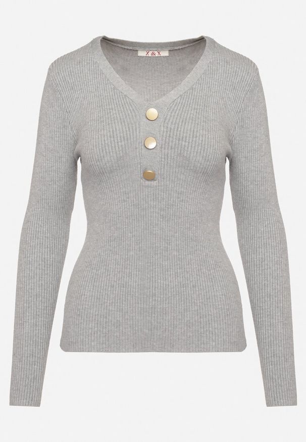 Born2be - Szary Sweter z Bawełną z Prążkowanego Materiału Ozdobiony Guzikami Zinfera. Okazja: na co dzień. Typ kołnierza: dekolt w serek. Kolor: szary. Materiał: bawełna, prążkowany, materiał. Wzór: aplikacja. Styl: casual, klasyczny