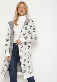 Born2be - Jasnoszary Kardigan z Geometrycznym Motywem Ralanis. Kolor: szary. Materiał: jeans. Wzór: geometria. Styl: elegancki, klasyczny