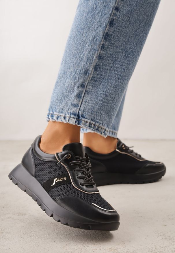 Born2be - Czarne Sneakersy na Grubej Podeszwie ze Skórzaną Wkładką i Napisem Airarge. Okazja: na co dzień. Zapięcie: sznurówki. Kolor: czarny. Materiał: skóra. Wzór: napisy