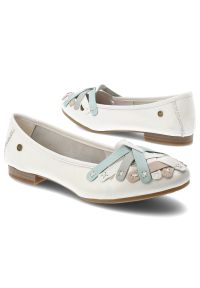 Baleriny damskie Maciejka, cholewka skóra naturalna ozdobne aplikacje wsuwany fason zaokrąglony nosek, białe, P7542-11/00-0. Kolor: biały. Materiał: skóra. Szerokość cholewki: normalna. Wzór: aplikacja #7