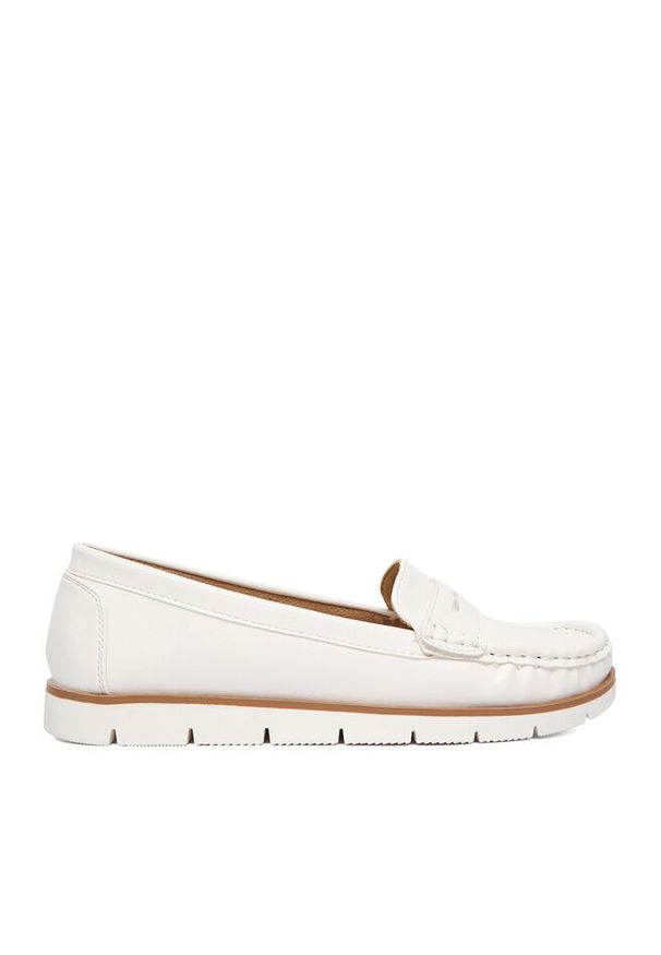 Mokasyny Go Soft. Kolor: biały