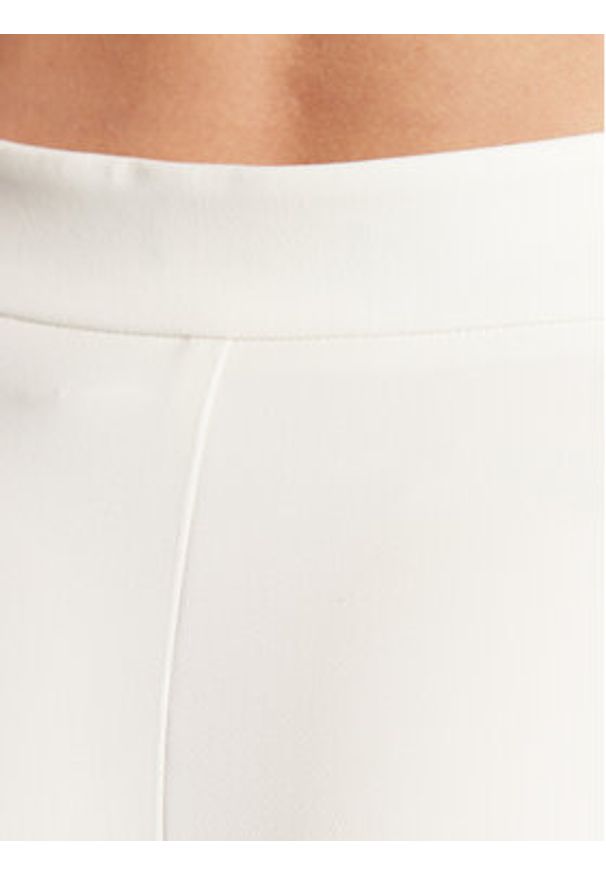 Marciano Guess Spodnie materiałowe 3RGB13 8502Z Écru Flare Fit. Materiał: wiskoza, syntetyk