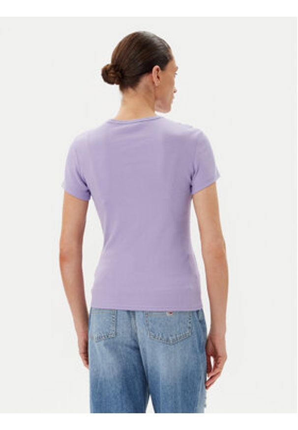 Tommy Jeans T-Shirt Essential DW0DW17383 Fioletowy Slim Fit. Kolor: fioletowy. Materiał: bawełna