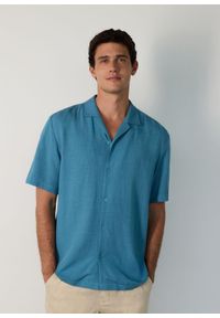 Reserved - Koszula regular z dodatkiem lnu - niebieski. Kolor: niebieski. Materiał: len