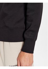 Calvin Klein Jeans Bluza J30J324092 Czarny Regular Fit. Kolor: czarny. Materiał: bawełna, syntetyk