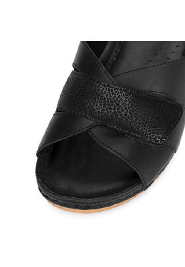Go Soft Klapki ARC-2309-07 Czarny. Kolor: czarny. Materiał: skóra
