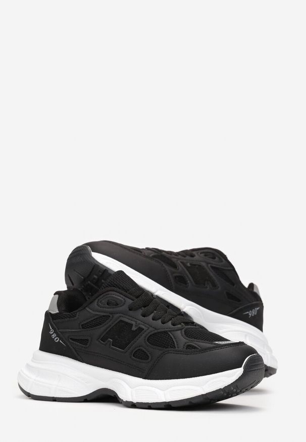 Renee - Czarne Sneakersy przed Kostkę na Grubej Podeszwie Sizen. Wysokość cholewki: przed kostkę. Kolor: czarny