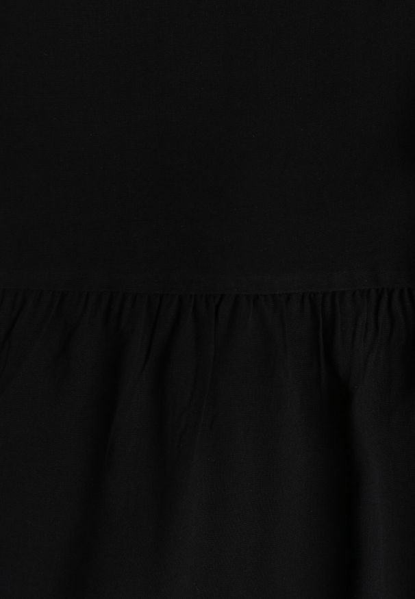 Born2be - Czarna Wiskozowa Spódnica Maxi Rozkloszowana z Paskami Saosa. Okazja: na co dzień. Kolor: czarny. Materiał: wiskoza. Wzór: paski. Styl: casual, klasyczny