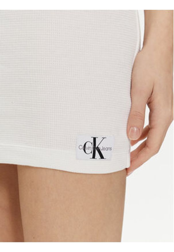 Calvin Klein Jeans Sukienka letnia J20J223416 Écru Slim Fit. Materiał: bawełna. Sezon: lato