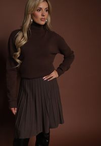 Renee - Brązowa Spódnica z Kaszmirem o Rozkloszowanym Kroju High Waist Acrea. Okazja: na co dzień. Stan: podwyższony. Kolor: brązowy. Materiał: kaszmir. Styl: elegancki, casual