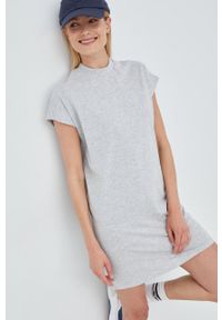 Vero Moda sukienka bawełniana kolor szary mini oversize. Kolor: szary. Materiał: bawełna. Typ sukienki: oversize. Długość: mini #5