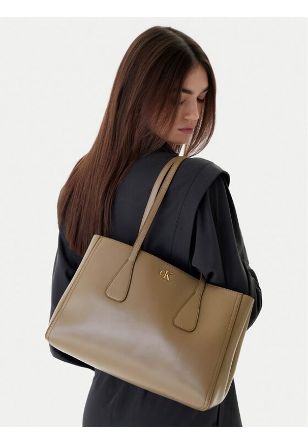 Calvin Klein Torebka Ck Medium Work Tote LV04F3442G Beżowy. Kolor: beżowy. Materiał: skórzane
