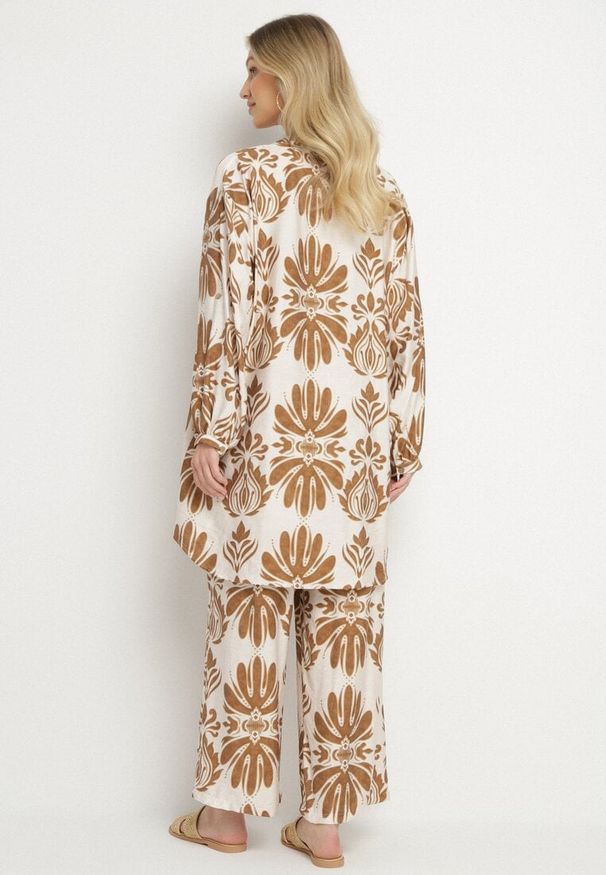 Born2be - Ciemnobeżowy Komplet z Wiskozą w Etniczny Wzór Długa Koszula i Szerokie Spodnie Rindira. Kolor: beżowy. Materiał: wiskoza