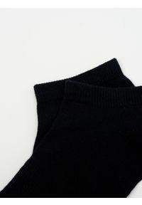 outhorn - Skarpety basic do kostki damskie (2 pary) - czarne. Kolor: czarny. Materiał: bawełna, elastan, włókno, poliester, poliamid #2