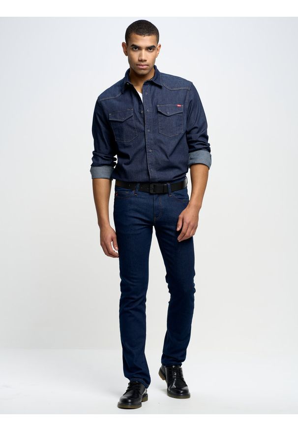 Big-Star - Koszula męska jeansowa granatowa Chuck 760. Kolor: niebieski. Materiał: jeans. Długość rękawa: długi rękaw. Długość: długie. Styl: klasyczny