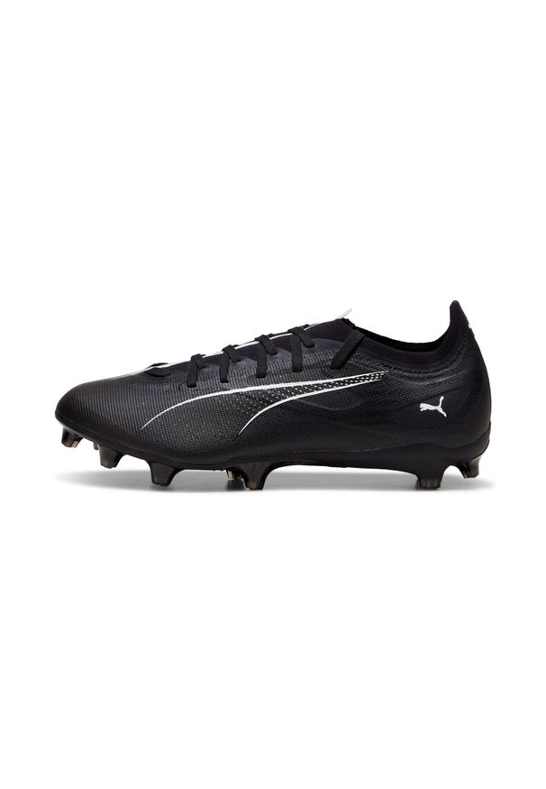 Buty piłkarskie Puma Ultra Match FG/AG. Kolor: biały. Materiał: syntetyk, materiał, tkanina. Sport: piłka nożna