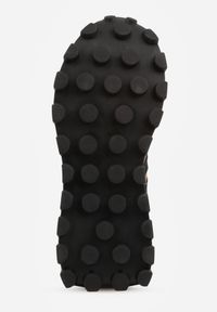 Born2be - Brązowe Zamszowe Sneakersy na Grubej Podeszwie Geometrycznym Wzorem Zitula. Okazja: na spacer, na co dzień. Kolor: brązowy. Materiał: zamsz. Wzór: geometria. Sport: turystyka piesza #3