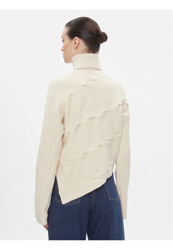 Calvin Klein Sweter Asymetric Modern Cable Sweater K20K206016 Beżowy Regular Fit. Kolor: beżowy. Materiał: syntetyk