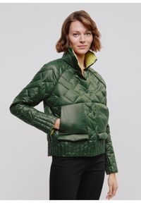 Ochnik - Dwustronna kurtka damska pikowana. Typ kołnierza: kołnierzyk stójkowy. Kolor: zielony. Materiał: nylon #3