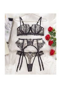 Intica - Komplet bielizny koronkowej z półmiseczkami dla wyjątkowych chwil Janay. Kolor: czarny. Materiał: koronka