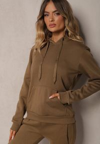 Renee - Ciemnozielona Bluza z Kapturem Corbetes. Typ kołnierza: kaptur. Kolor: zielony. Materiał: dresówka, polar, tkanina, prążkowany. Długość rękawa: długi rękaw. Długość: długie. Wzór: gładki, jednolity #5