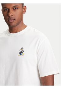 Karl Lagerfeld - KARL LAGERFELD T-Shirt 755098 553270 Beżowy Regular Fit. Typ kołnierza: dekolt w karo. Kolor: beżowy. Materiał: bawełna #3